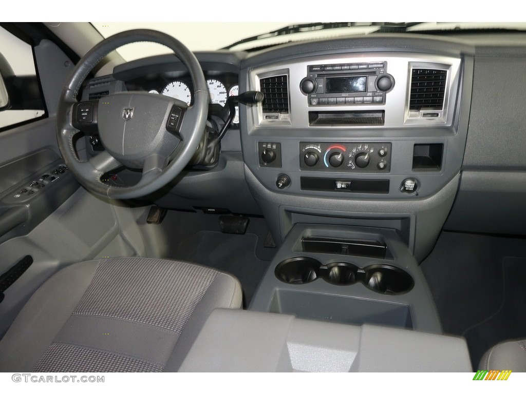 2008 Ram 1500 SLT Quad Cab 4x4 - Brilliant Black Crystal Pearl / Medium Slate Gray photo #13