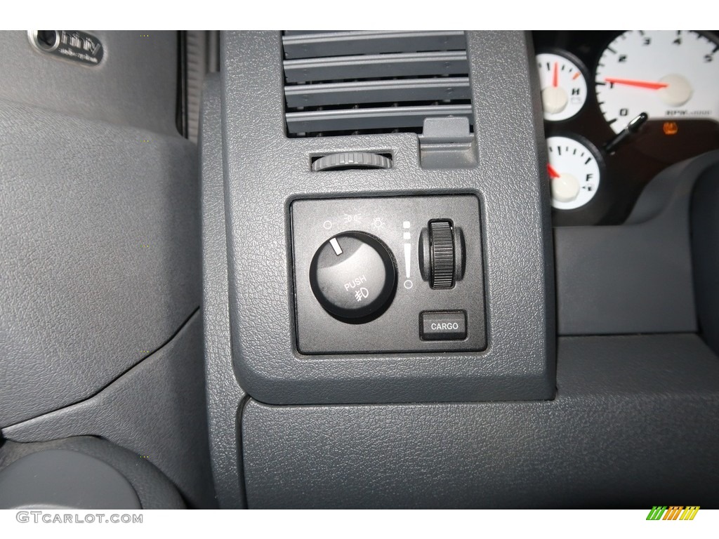 2008 Ram 1500 SLT Quad Cab 4x4 - Brilliant Black Crystal Pearl / Medium Slate Gray photo #30