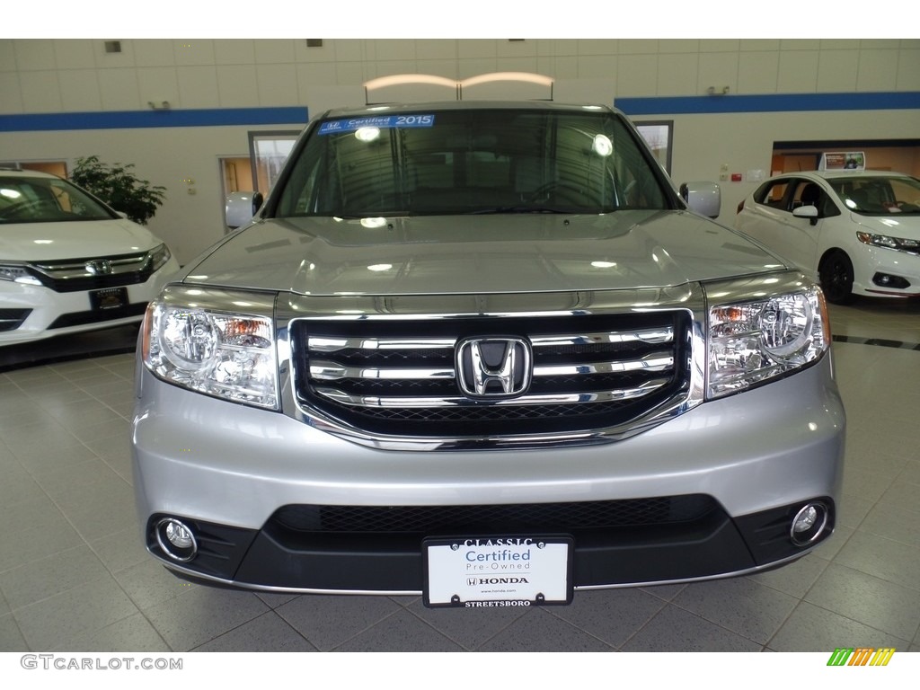 2015 Pilot EX 4WD - Alabaster Silver Metallic / Gray photo #11