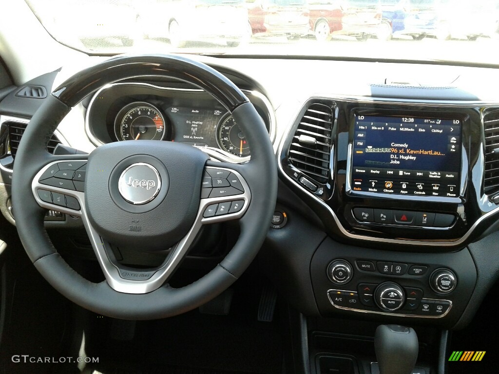 2019 Jeep Cherokee Overland Dashboard Photos
