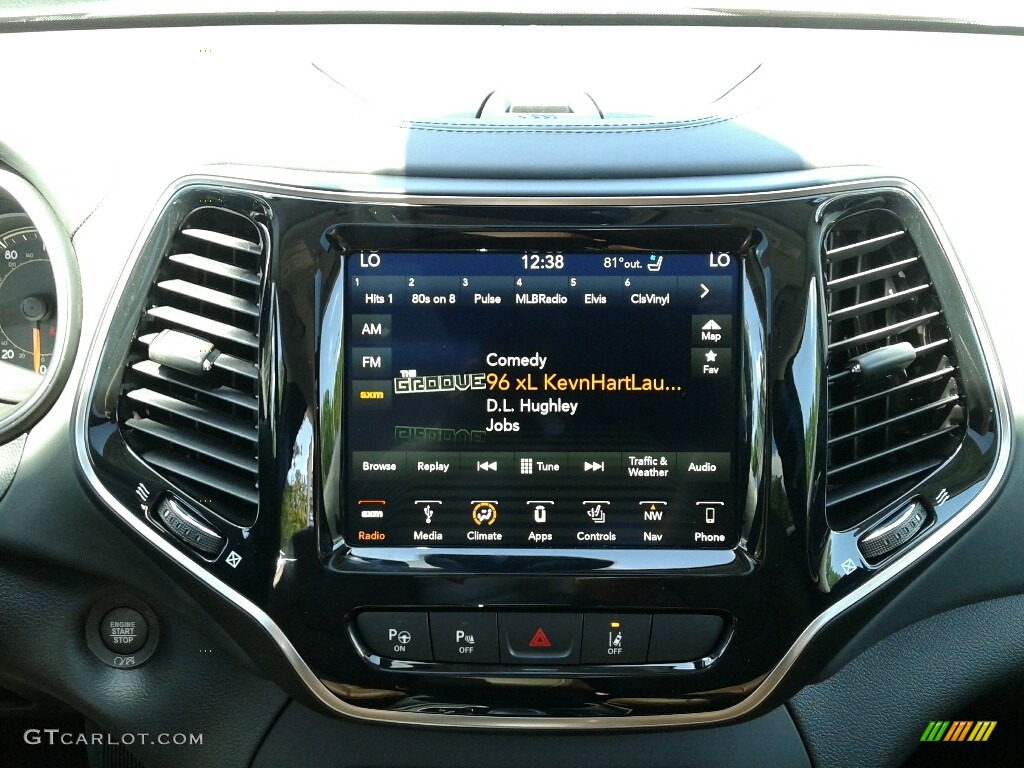2019 Jeep Cherokee Overland Controls Photo #126824351