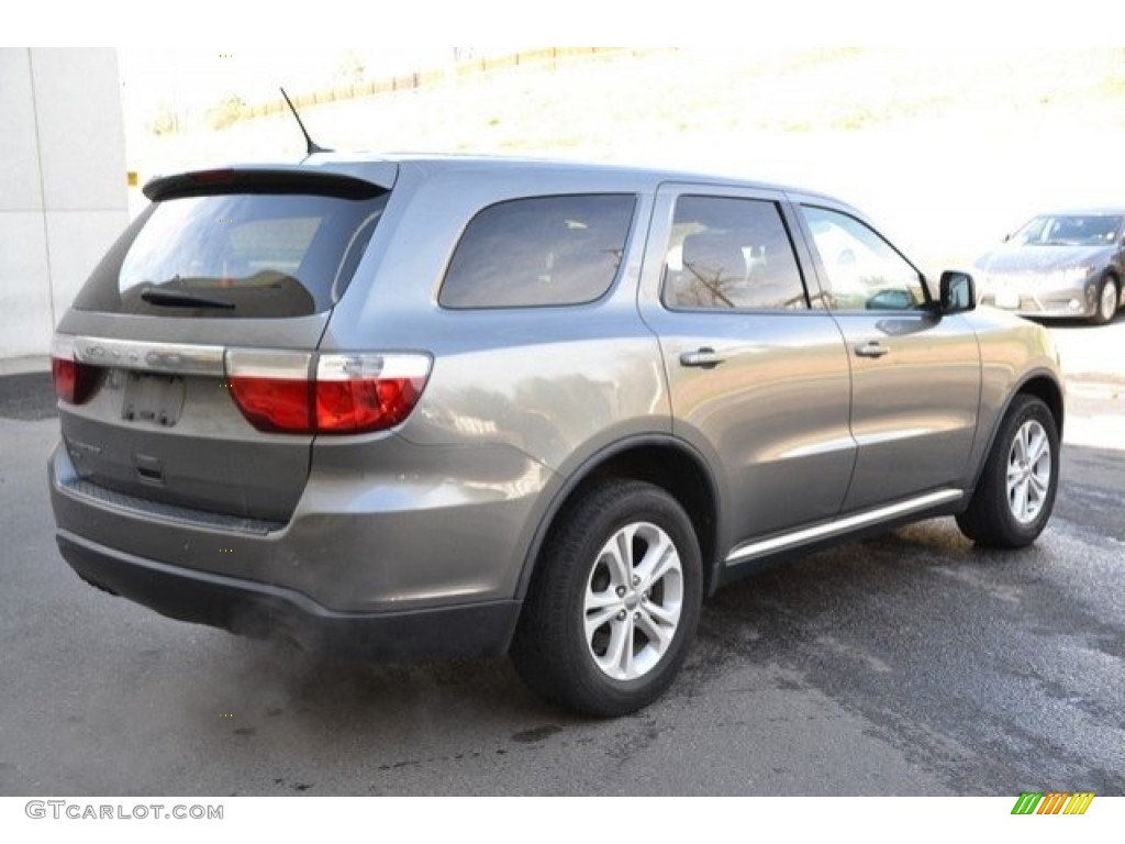 2011 Durango Express 4x4 - Mineral Gray Metallic / Black photo #7