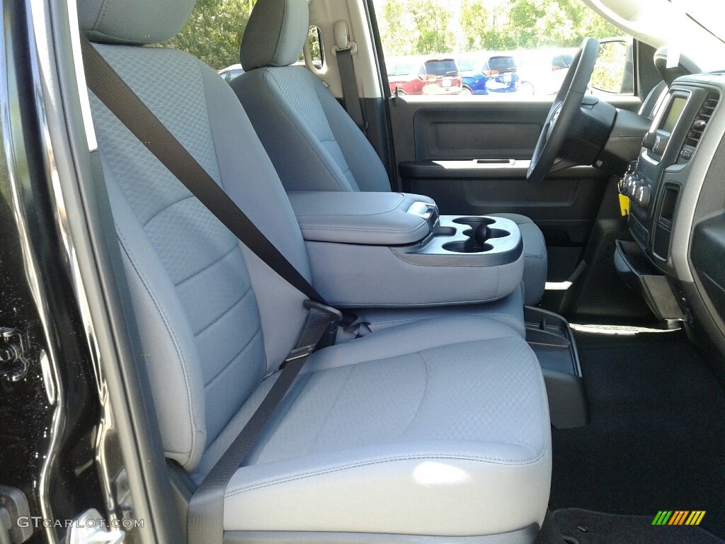 2018 1500 Express Crew Cab - Brilliant Black Crystal Pearl / Black/Diesel Gray photo #12