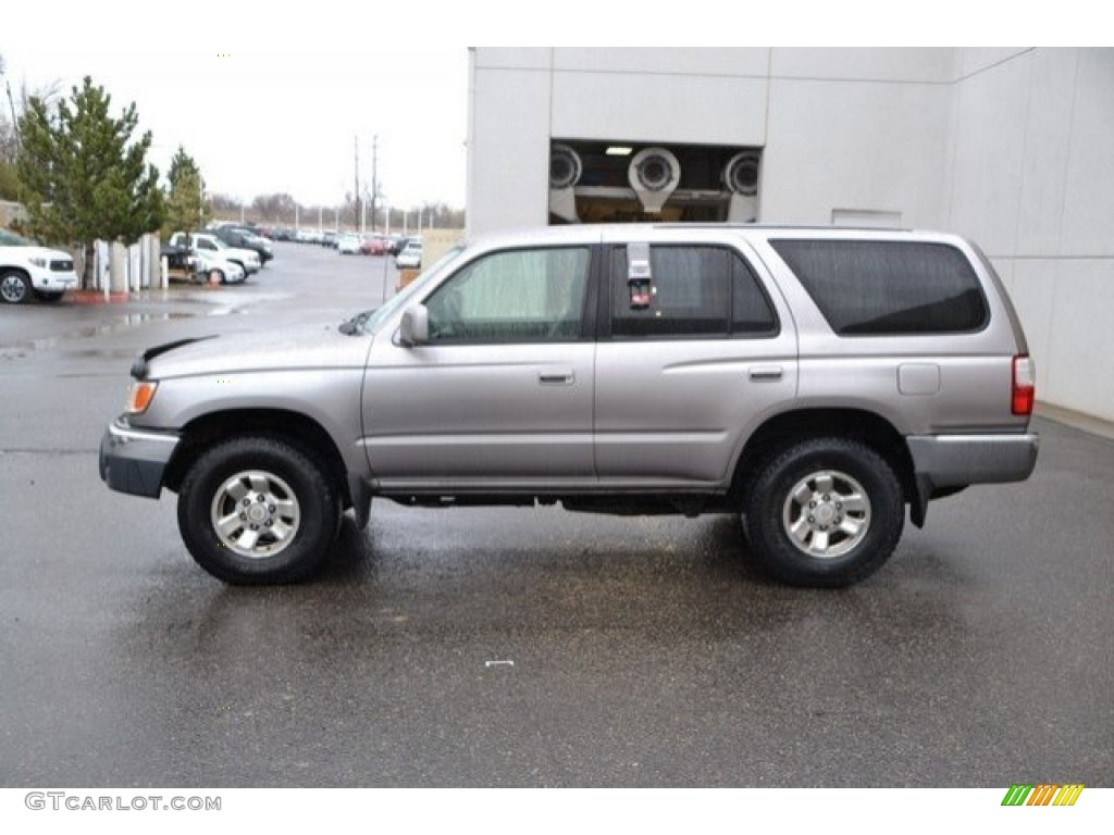 2002 4Runner SR5 4x4 - Millennium Silver Metallic / Gray photo #4