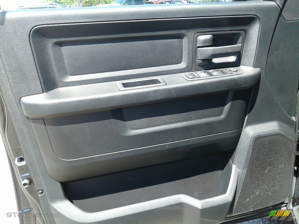 2018 1500 Express Crew Cab - Brilliant Black Crystal Pearl / Black/Diesel Gray photo #17