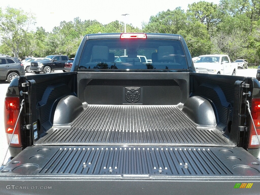 2018 1500 Express Crew Cab - Brilliant Black Crystal Pearl / Black/Diesel Gray photo #19