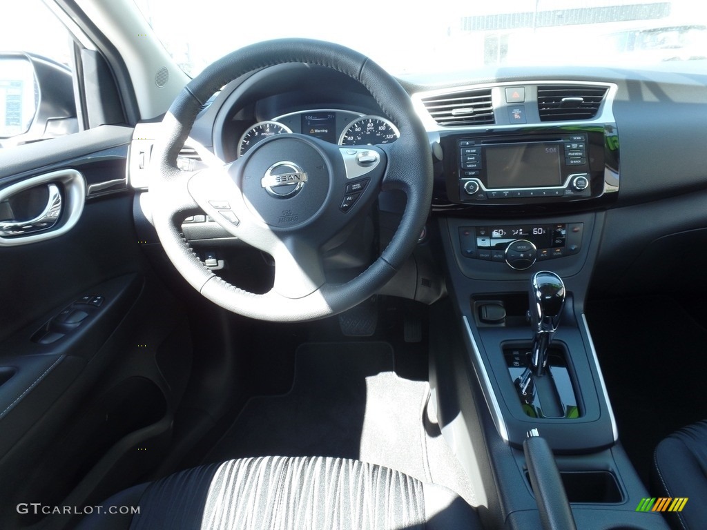 2018 Sentra SV - Aspen White / Charcoal photo #11