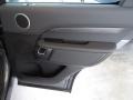 2018 Corris Grey Metallic Land Rover Discovery HSE  photo #22