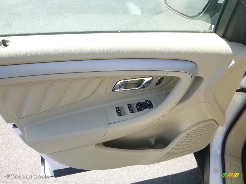 2018 Ford Taurus SEL AWD Dune Door Panel Photo #126838772