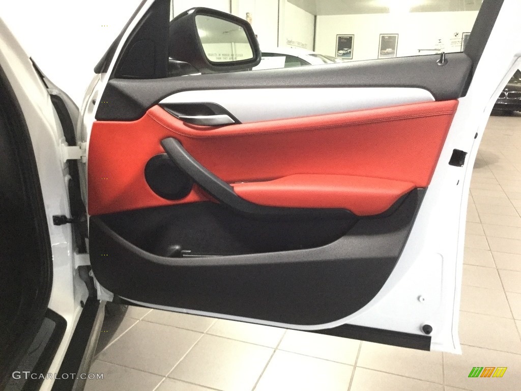 2015 X1 xDrive28i - Alpine White / Coral Red/Grey-Black Piping photo #25