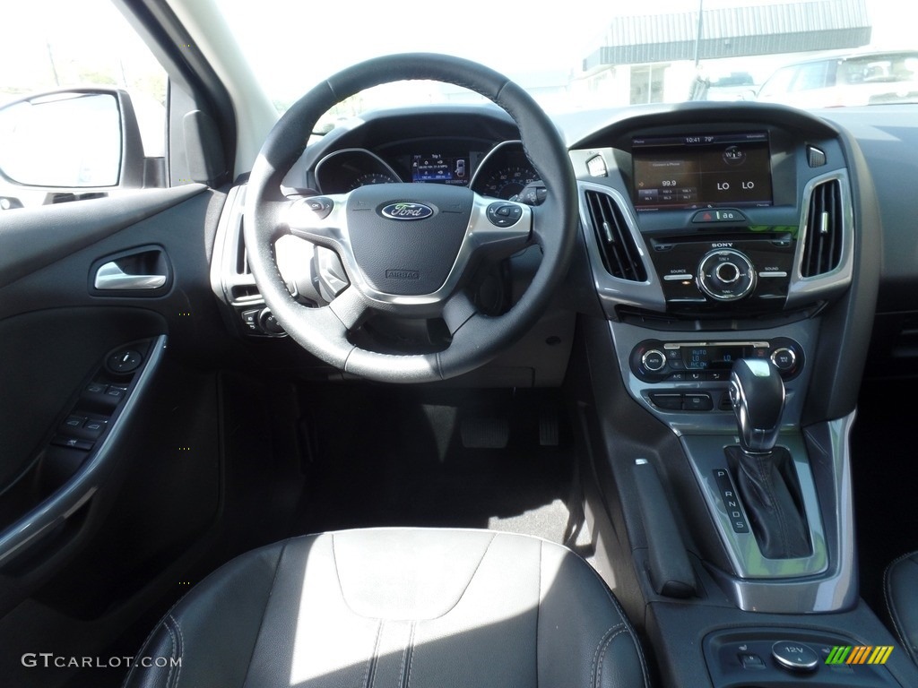 2014 Focus Titanium Sedan - White Platinum / Charcoal Black photo #15