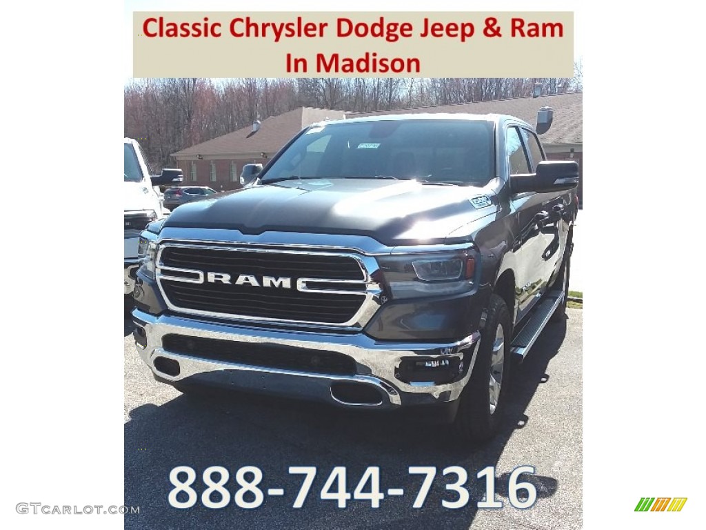 2019 1500 Big Horn Crew Cab 4x4 - Granite Crystal Metallic / Black photo #1