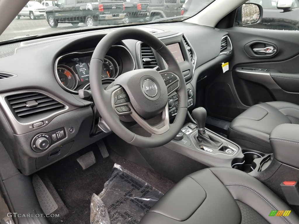 2019 Jeep Cherokee Latitude Plus 4x4 Controls Photo #126846389
