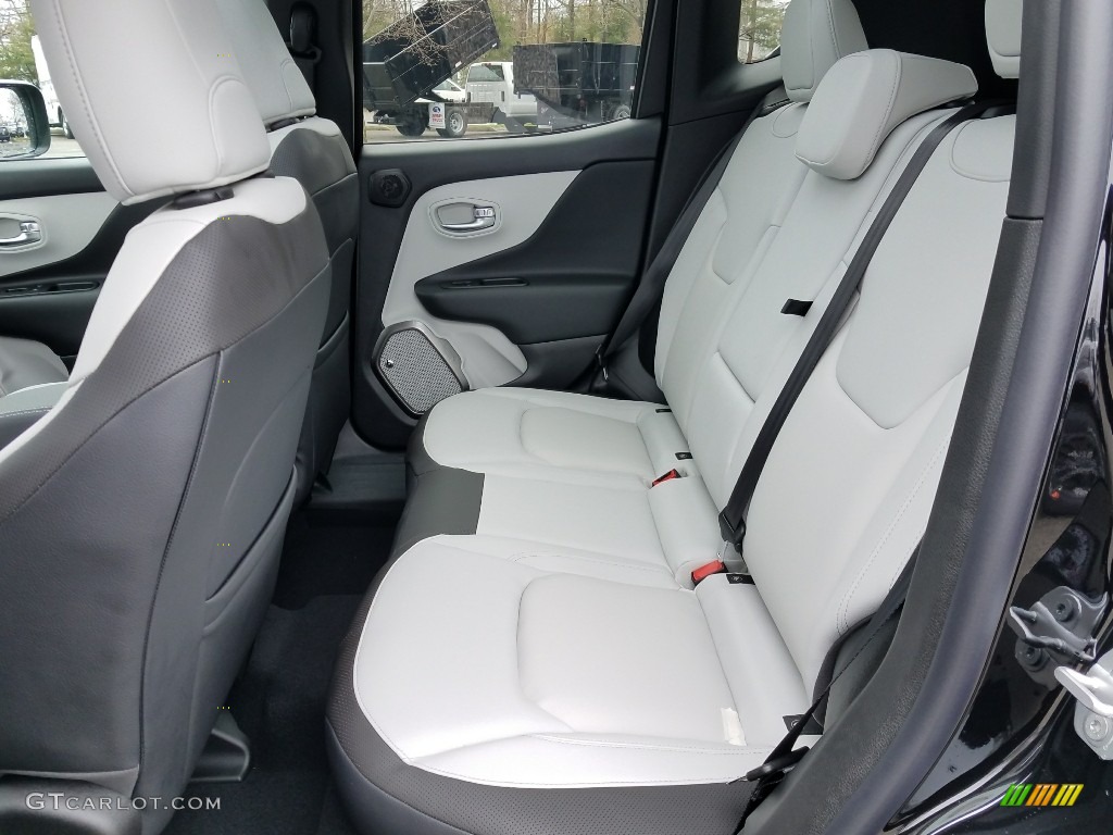 2018 Jeep Renegade Limited 4x4 Rear Seat Photo #126849824