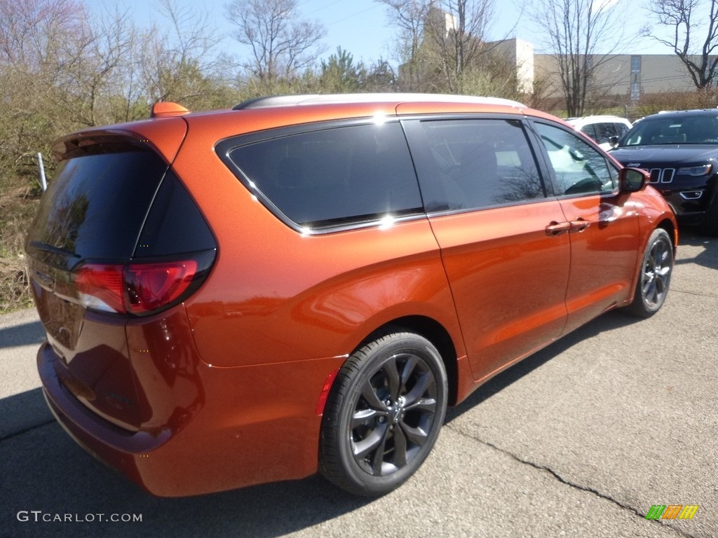 2018 Pacifica Limited - Copper Pearl / Black/Alloy photo #5