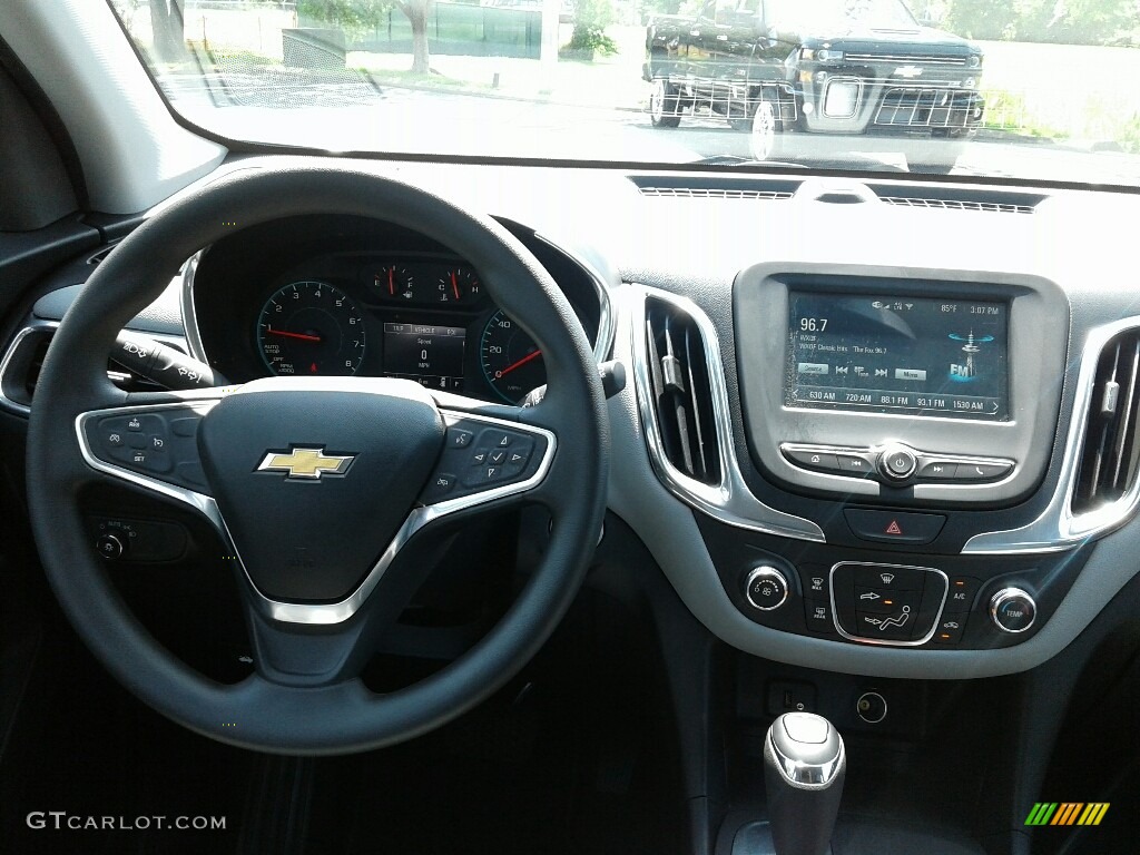 2018 Equinox LS - Ivy Metallic / Medium Ash Gray photo #13
