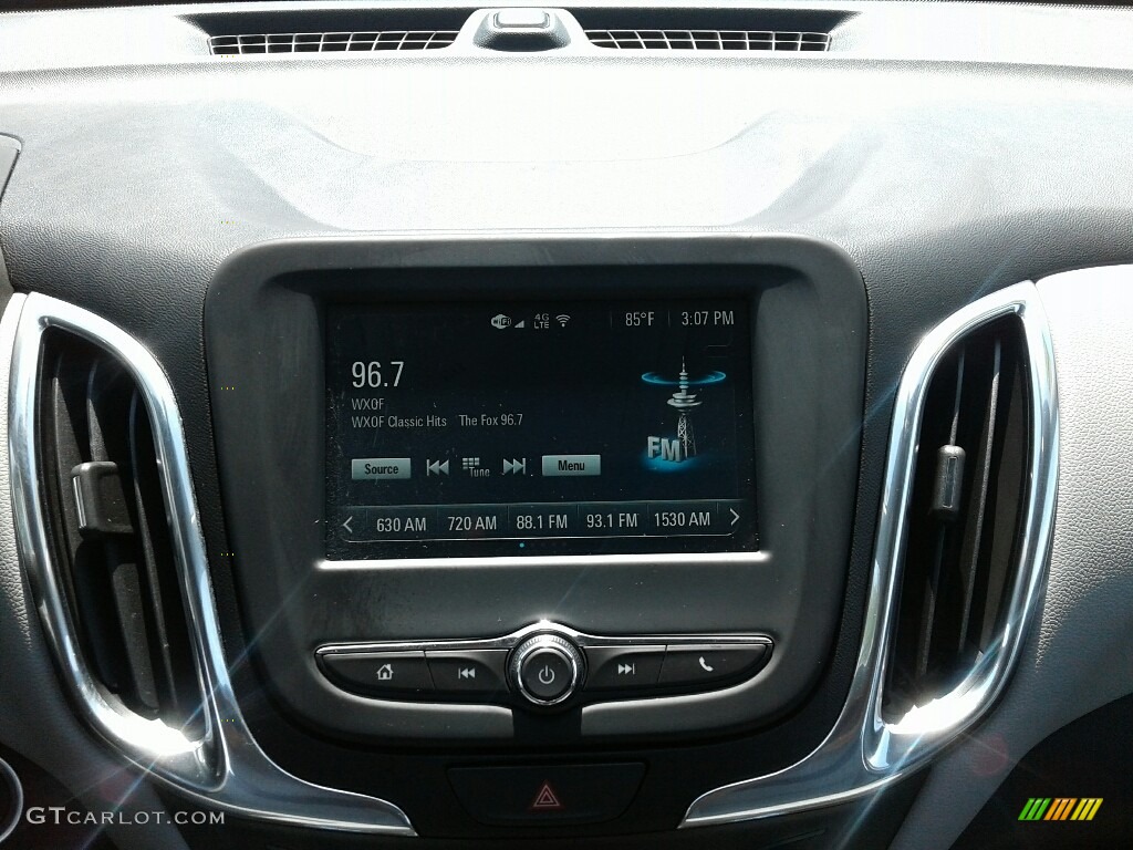 2018 Equinox LS - Ivy Metallic / Medium Ash Gray photo #15