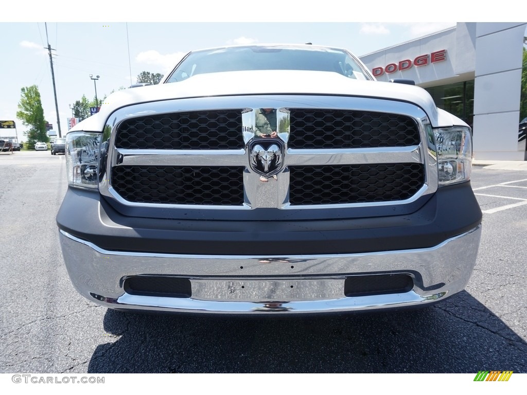 2018 1500 ST Crew Cab - Bright White / Black/Diesel Gray photo #2