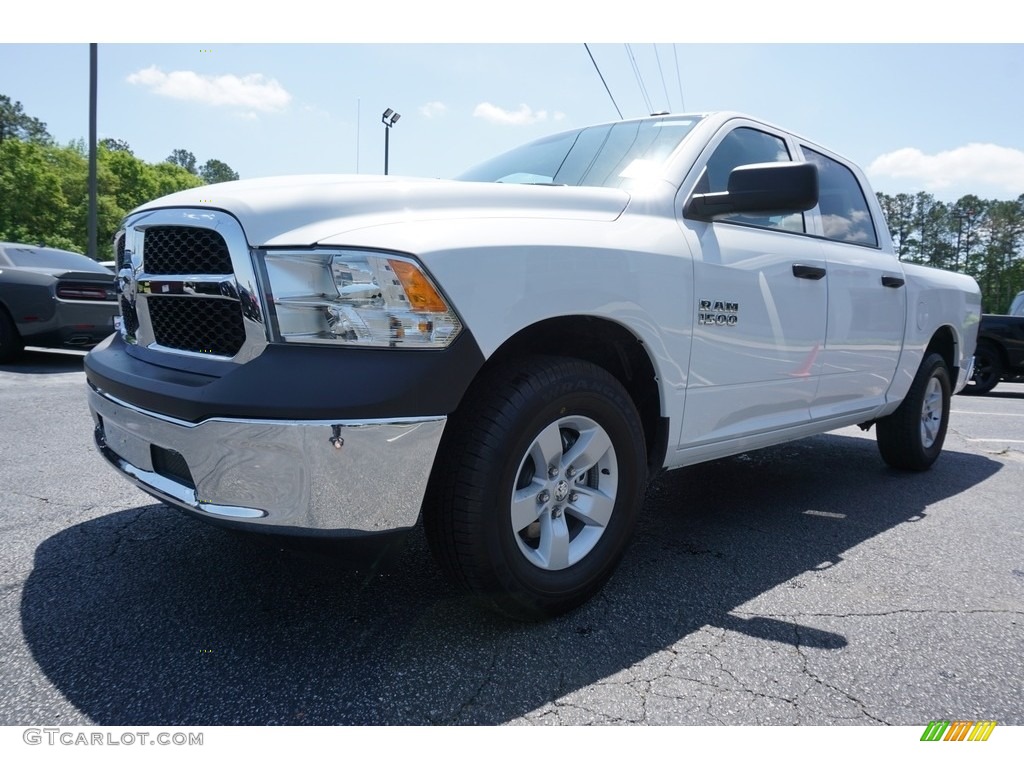 2018 1500 ST Crew Cab - Bright White / Black/Diesel Gray photo #3