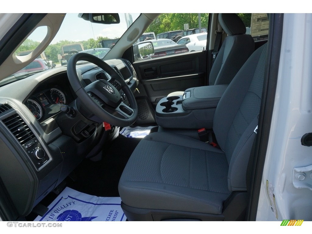 2018 1500 ST Crew Cab - Bright White / Black/Diesel Gray photo #5