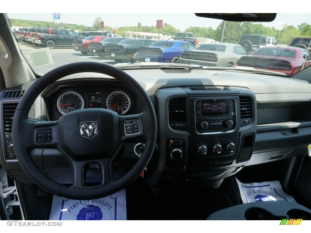 2018 1500 ST Crew Cab - Bright White / Black/Diesel Gray photo #6