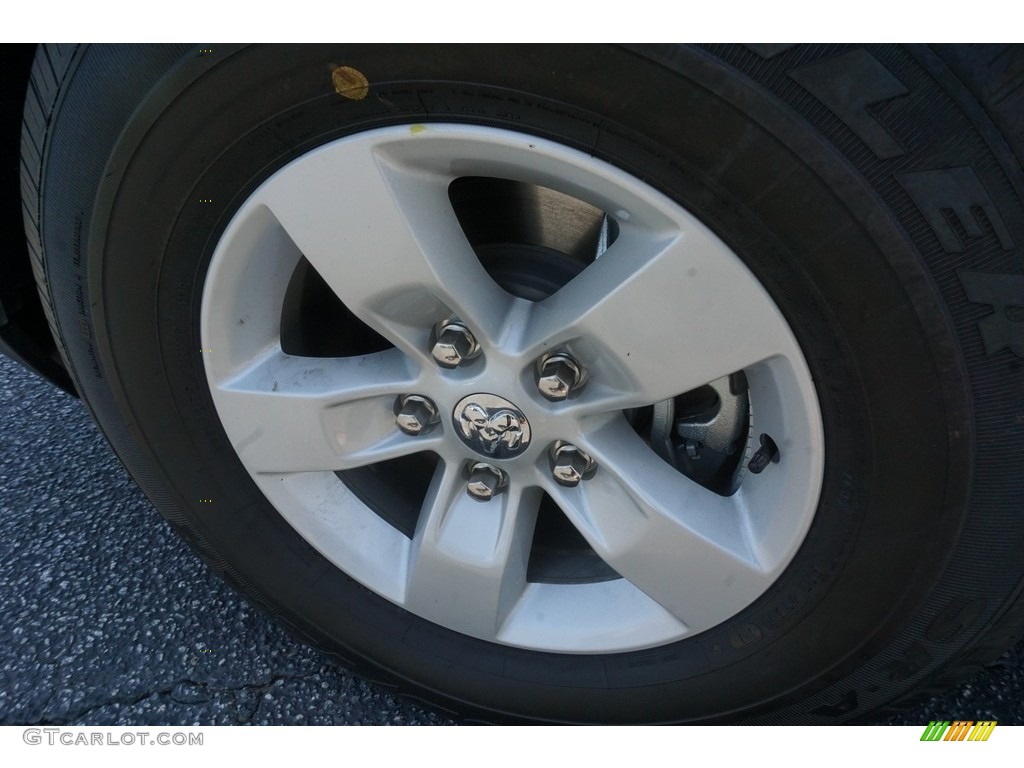 2018 1500 ST Crew Cab - Bright White / Black/Diesel Gray photo #9