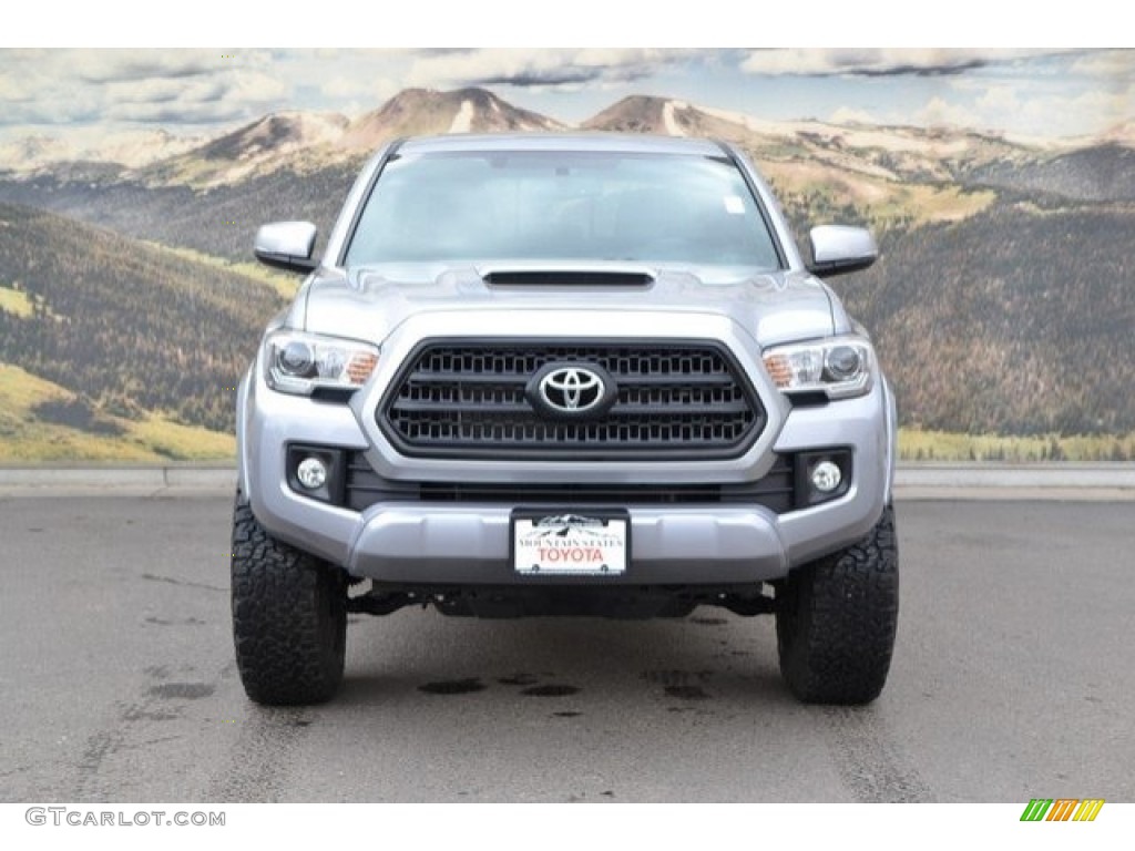 2017 Tacoma TRD Sport Double Cab 4x4 - Silver Sky Metallic / Cement Gray photo #4