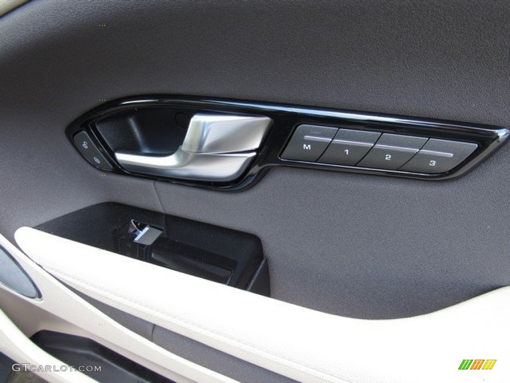 2018 Range Rover Evoque SE - Loire Blue / Almond photo #22