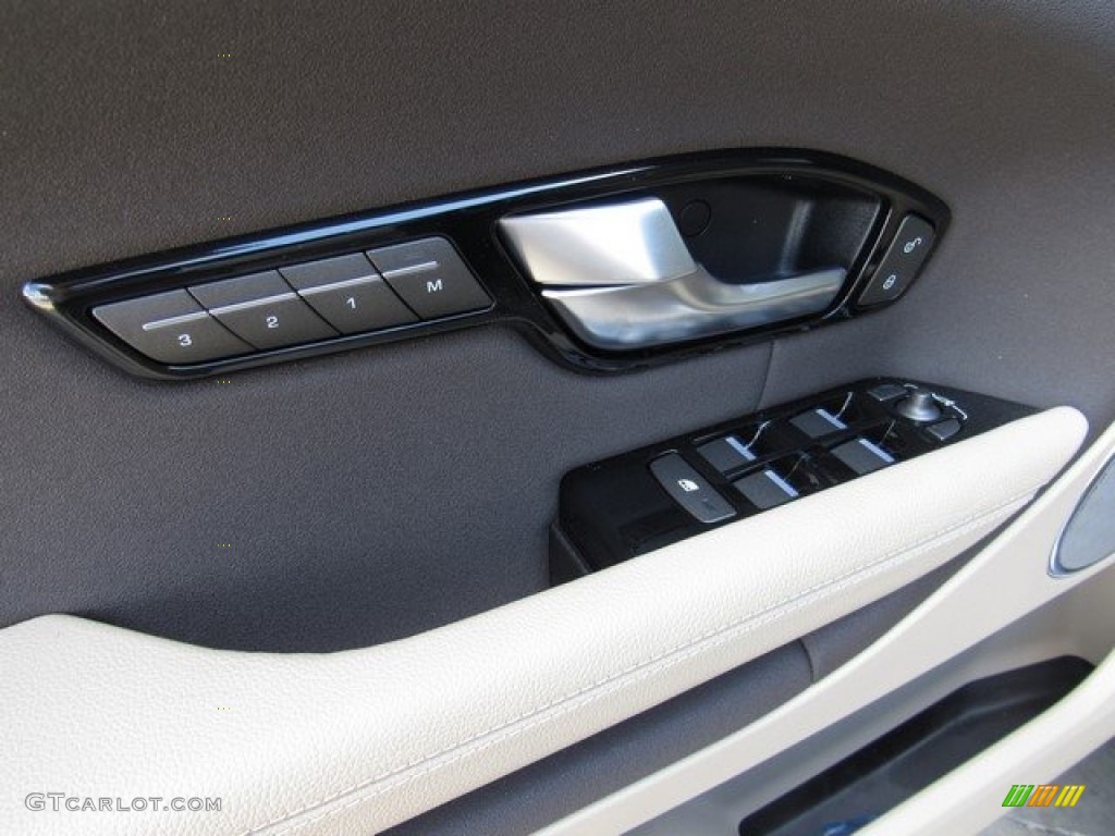 2018 Range Rover Evoque SE - Loire Blue / Almond photo #26