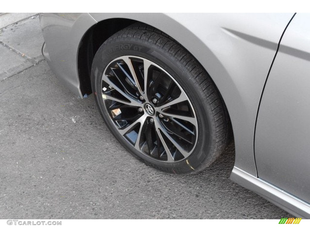 2018 Camry SE - Celestial Silver Metallic / Ash photo #32