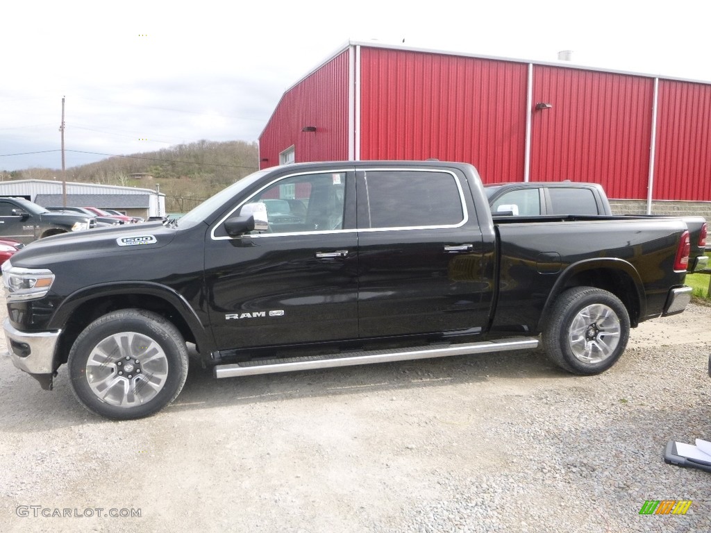 2019 1500 Long Horn Crew Cab 4x4 - Diamond Black Crystal Pearl / Black/New Saddle photo #2