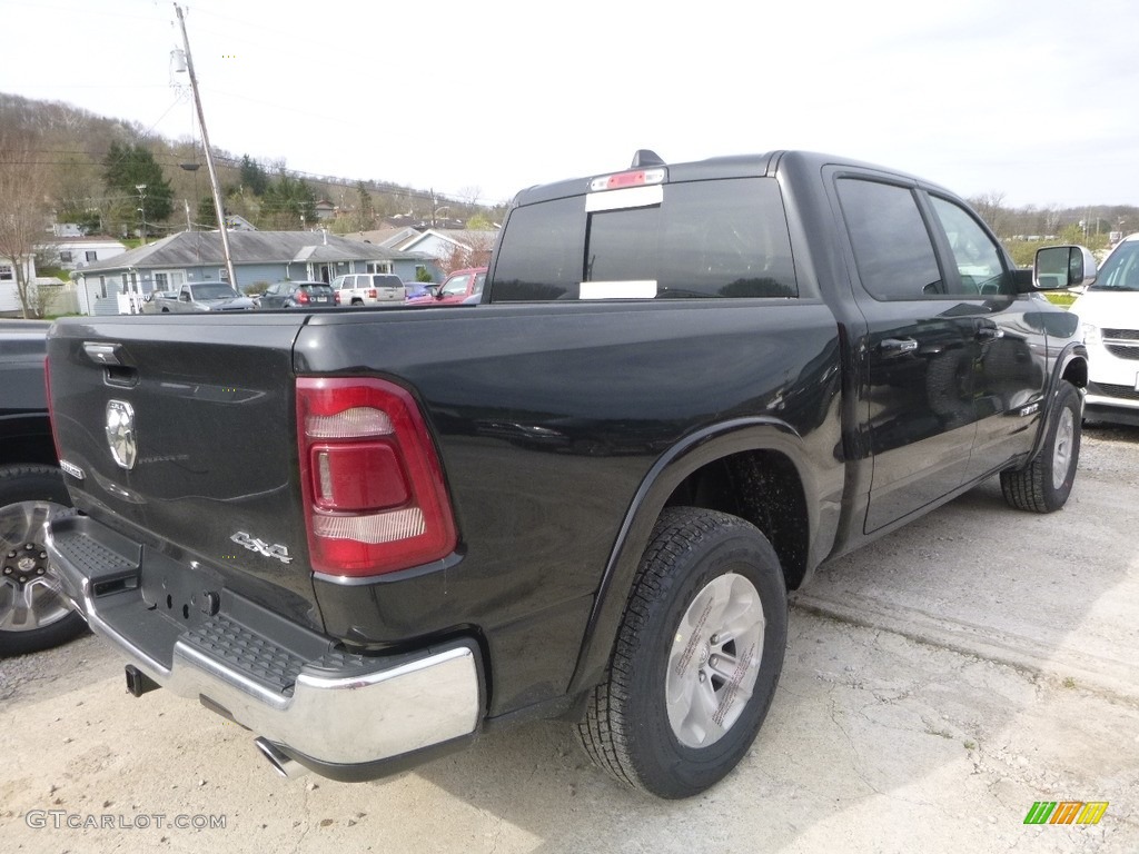 2019 1500 Laramie Crew Cab 4x4 - Diamond Black Crystal Pearl / Black photo #5
