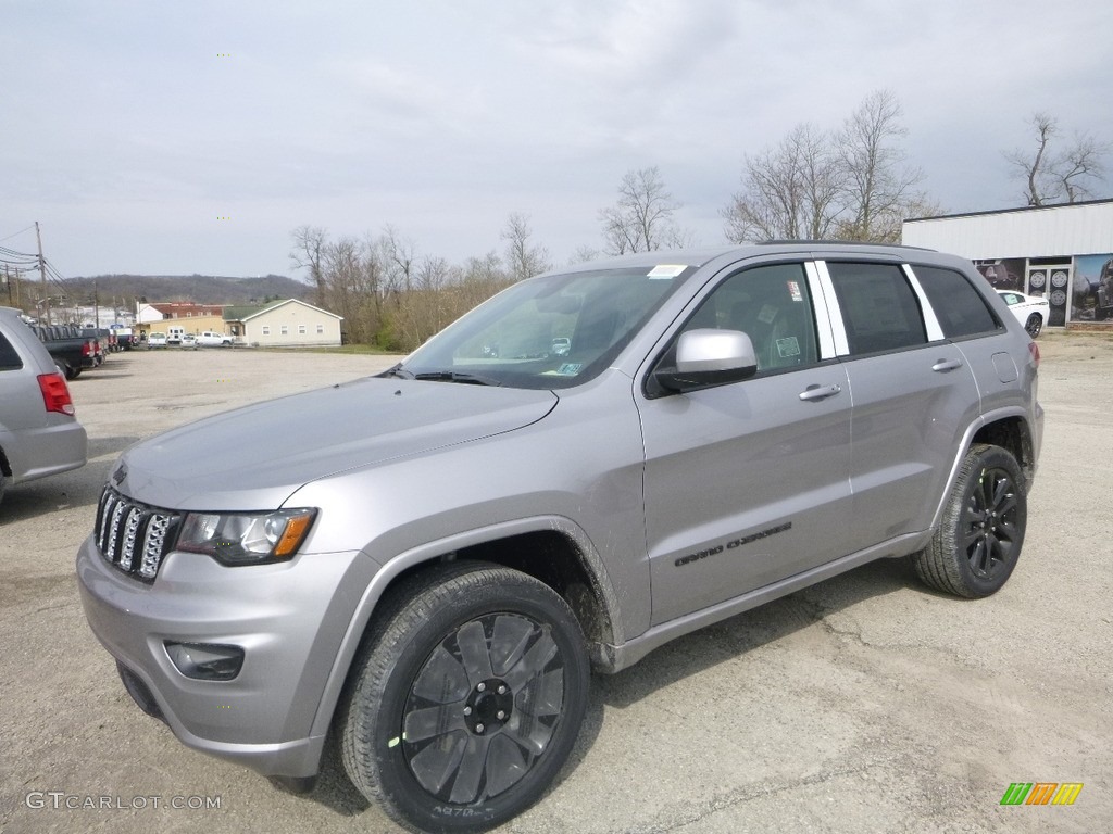 2018 Grand Cherokee Altitude 4x4 - Billet Silver Metallic / Black photo #1