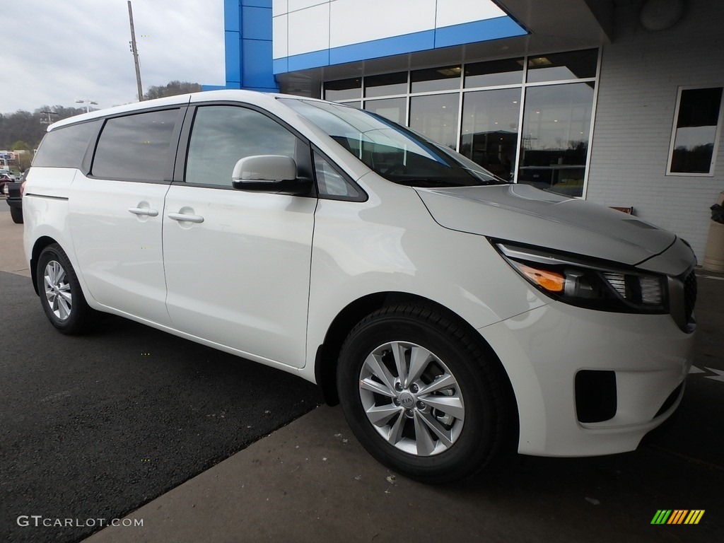 Clear White 2018 Kia Sedona LX Exterior Photo #126874579