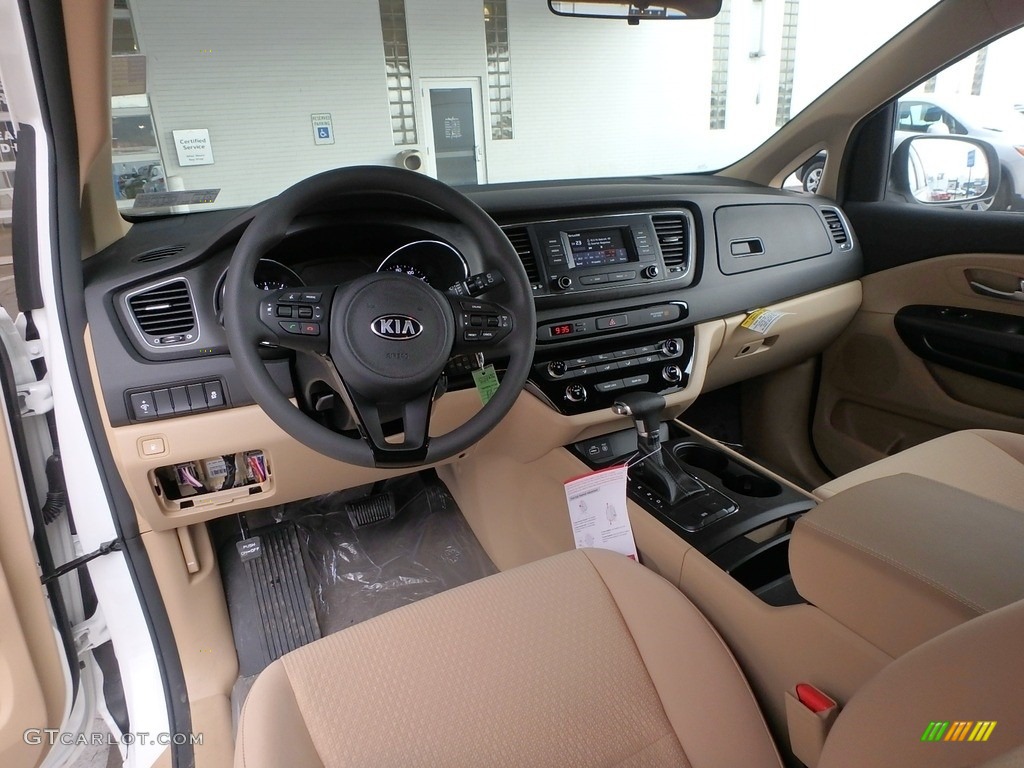 2018 Sedona LX - Clear White / Camel Beige photo #14