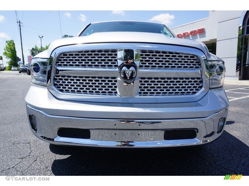 2018 1500 Laramie Quad Cab 4x4 - Bright Silver Metallic / Black photo #2
