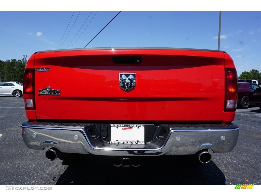 2018 1500 Big Horn Crew Cab - Flame Red / Black/Diesel Gray photo #12