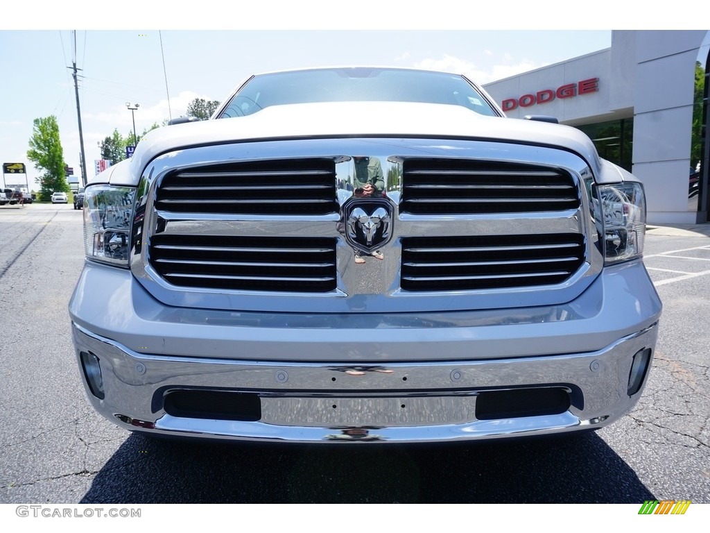 2018 1500 Big Horn Crew Cab - Bright Silver Metallic / Black/Diesel Gray photo #2