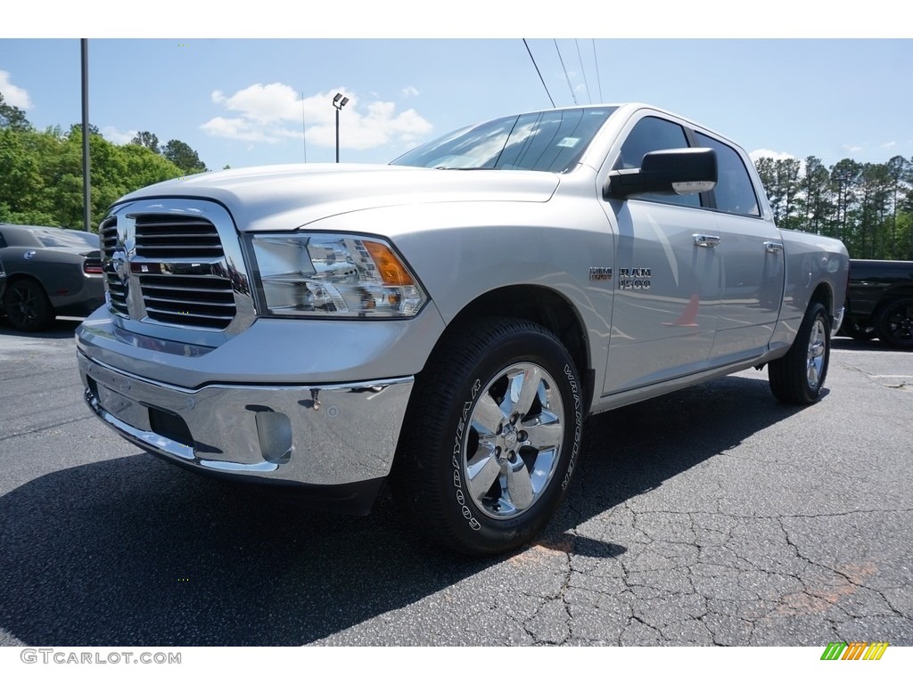 2018 1500 Big Horn Crew Cab - Bright Silver Metallic / Black/Diesel Gray photo #3