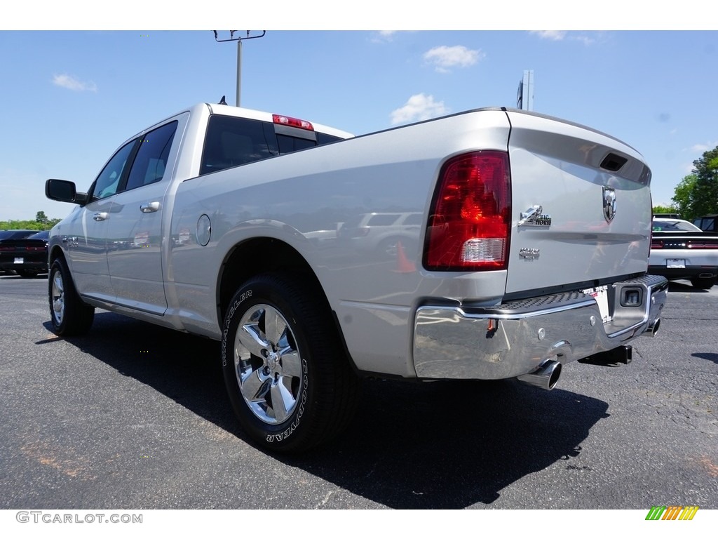 2018 1500 Big Horn Crew Cab - Bright Silver Metallic / Black/Diesel Gray photo #11