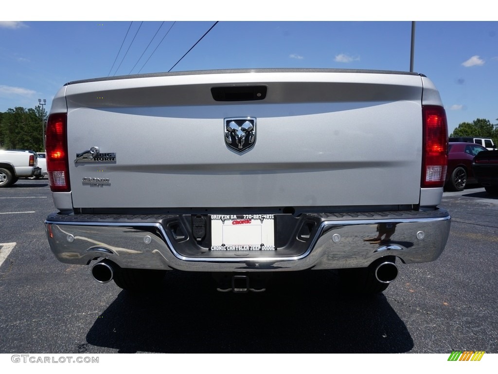 2018 1500 Big Horn Crew Cab - Bright Silver Metallic / Black/Diesel Gray photo #12