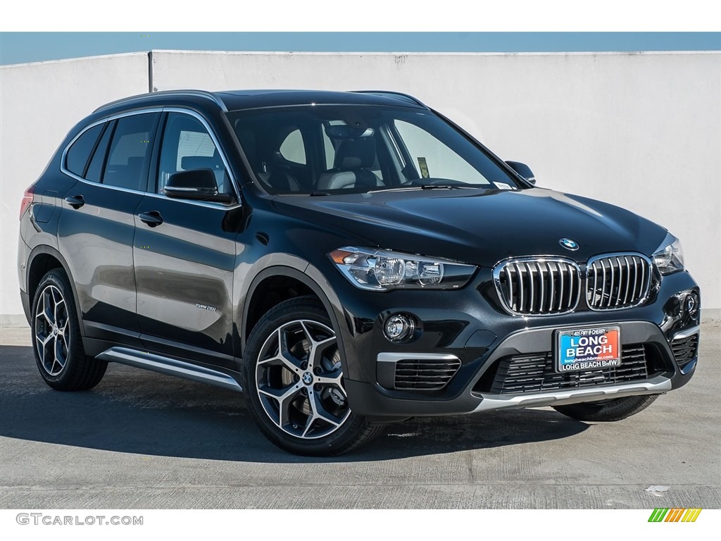 Black Sapphire Metallic 2018 BMW X1 sDrive28i Exterior Photo #126882222