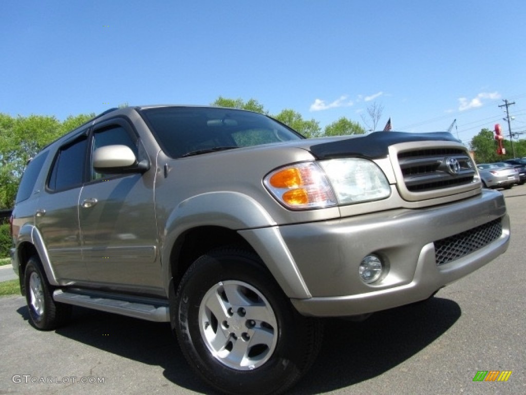 2004 Sequoia SR5 4x4 - Desert Sand Mica / Oak photo #2