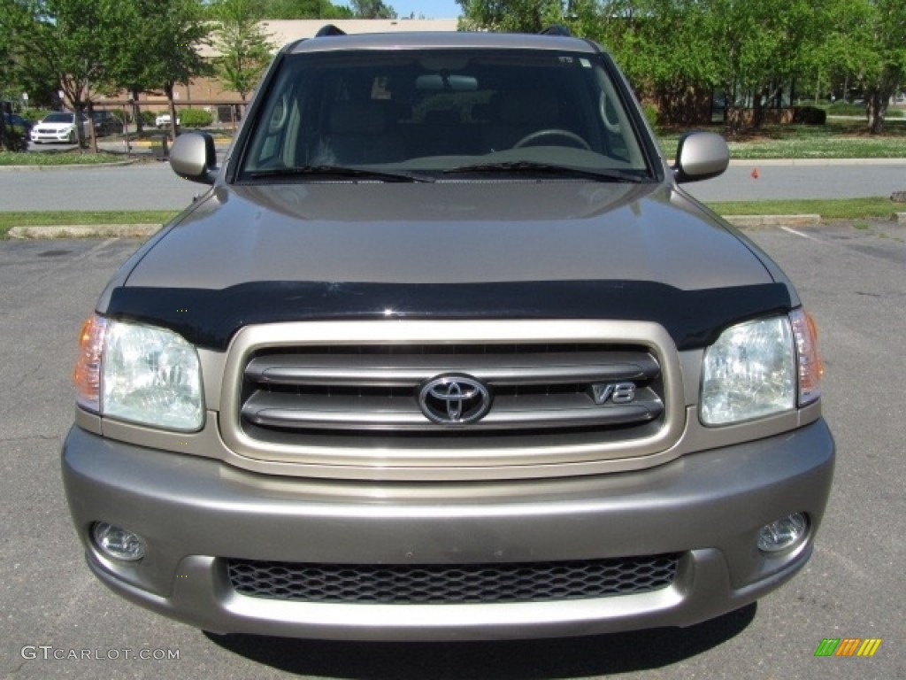 2004 Sequoia SR5 4x4 - Desert Sand Mica / Oak photo #5