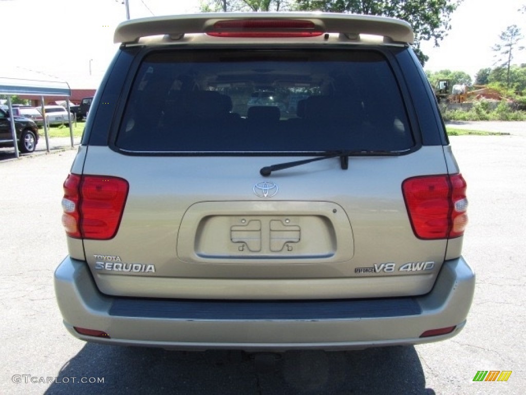 2004 Sequoia SR5 4x4 - Desert Sand Mica / Oak photo #9