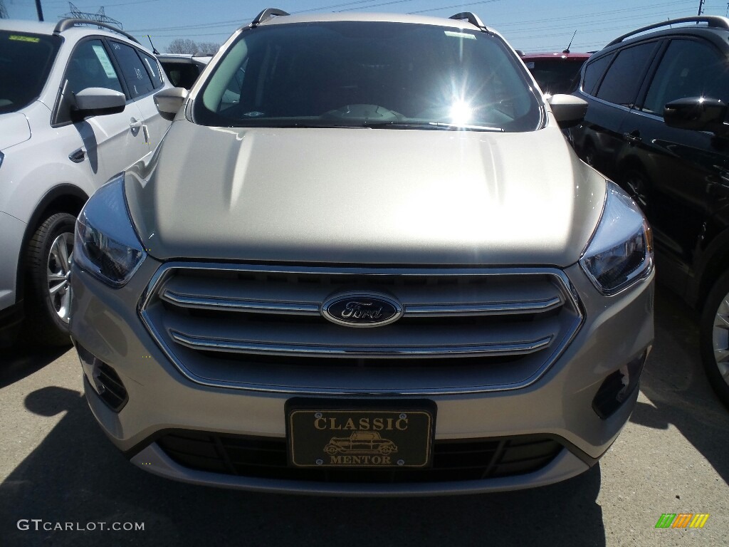 2018 Escape SE 4WD - White Gold / Charcoal Black photo #2