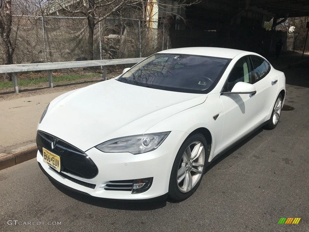 Pearl White Tesla Model S