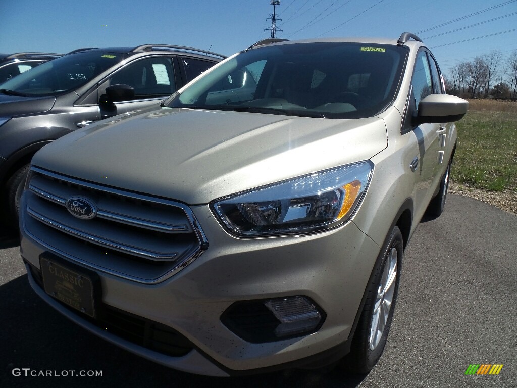 2018 Escape SE 4WD - White Gold / Charcoal Black photo #1