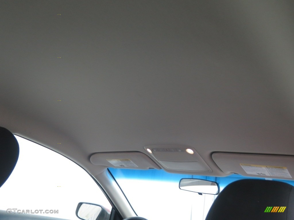 2014 Altima 2.5 S - Cayenne Red / Charcoal photo #39