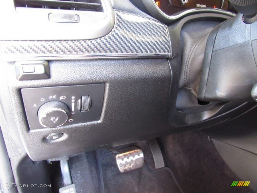 2017 Grand Cherokee SRT 4x4 - Ivory Tri-Coat / Black photo #28